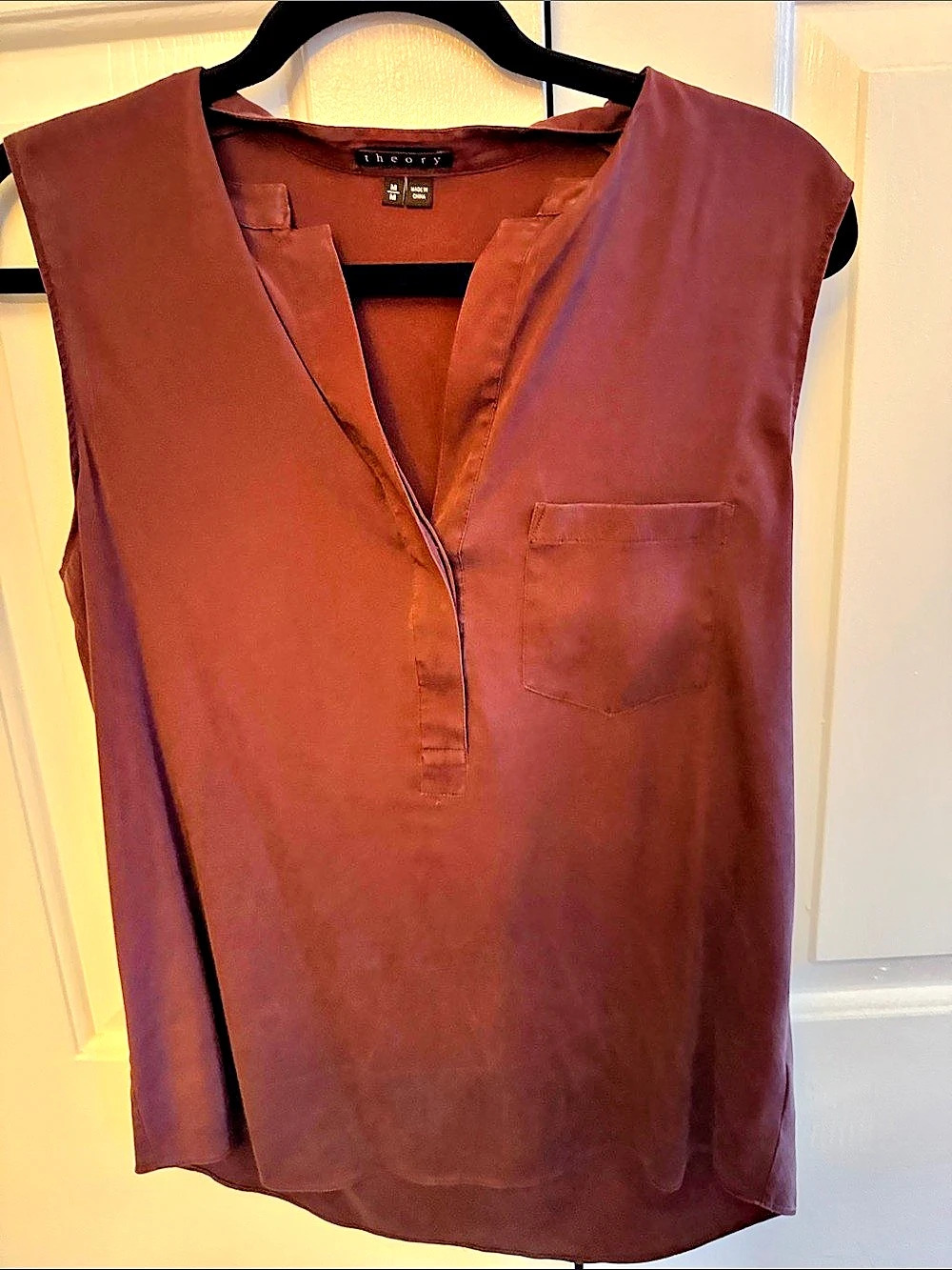 Theory Silk Blend Sleeveless Top in Brown Size Medium Like New